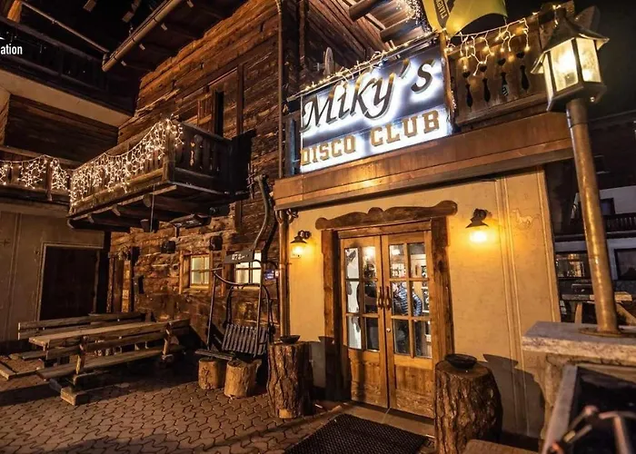 Miky's By * Λιβίνιο